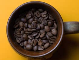 Café en grains : pourquoi le choisir ?