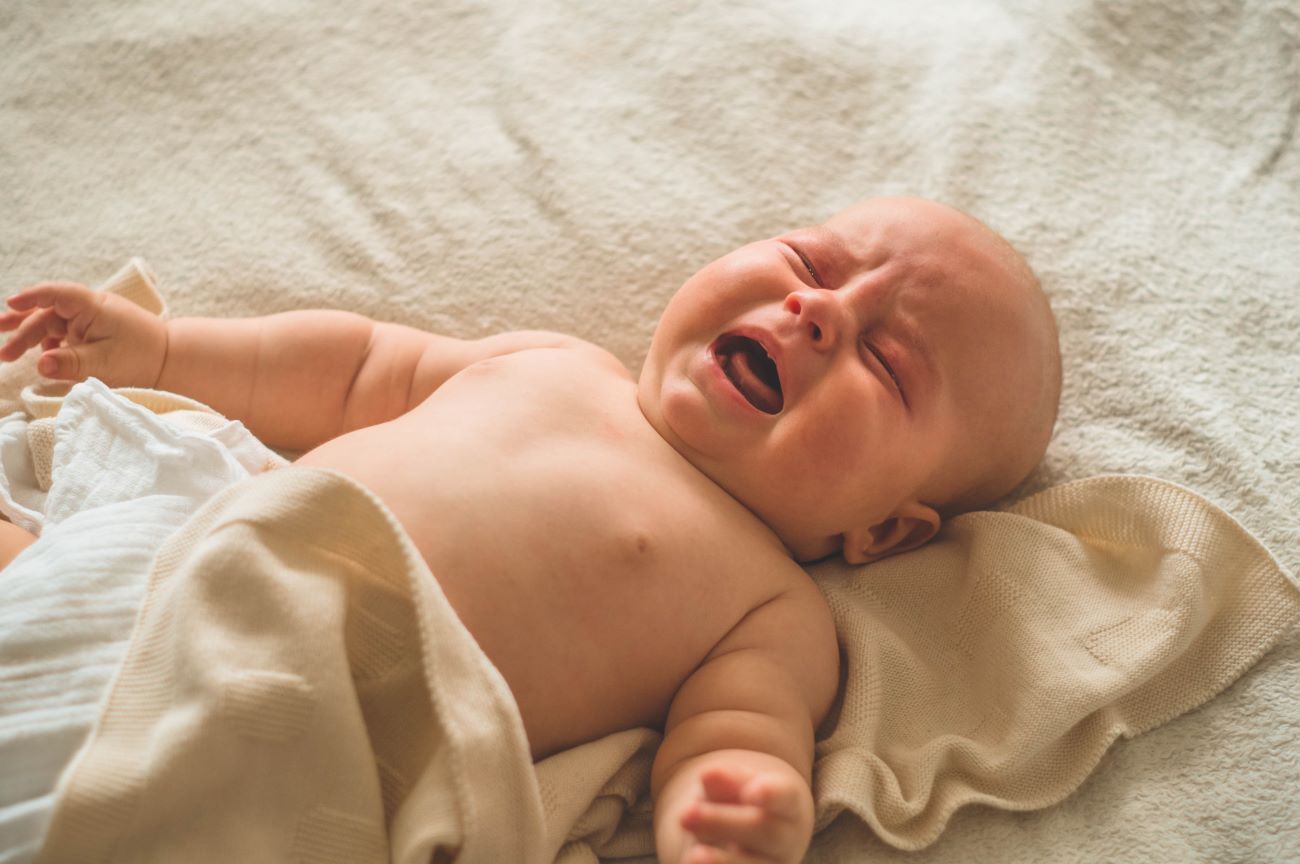 bebe 2 ans qui hurle au coucher